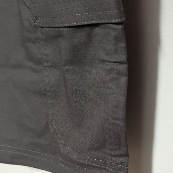 NWT prana Double Peak Black Cargo Shorts with Sturdy Cotton Blend - Picture 4 of 10